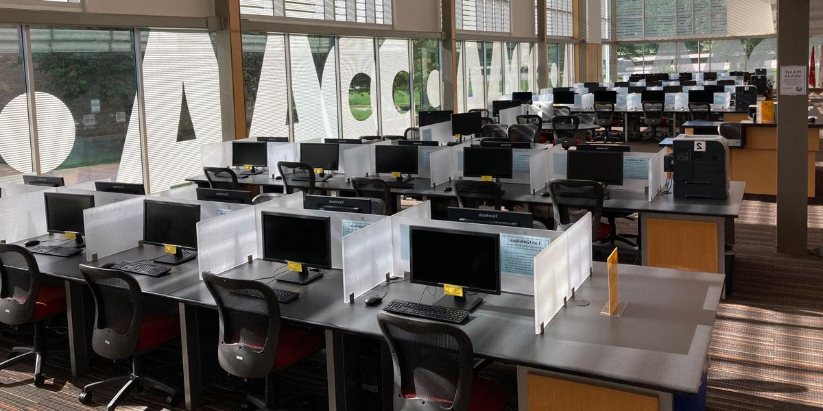 Picture of the Technology Learning Center Lab located in the Andrew Truxal Library on the Arnold Campus